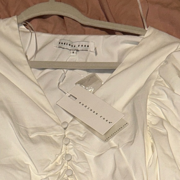 White puff sleeve dress - Picture 2 of 3